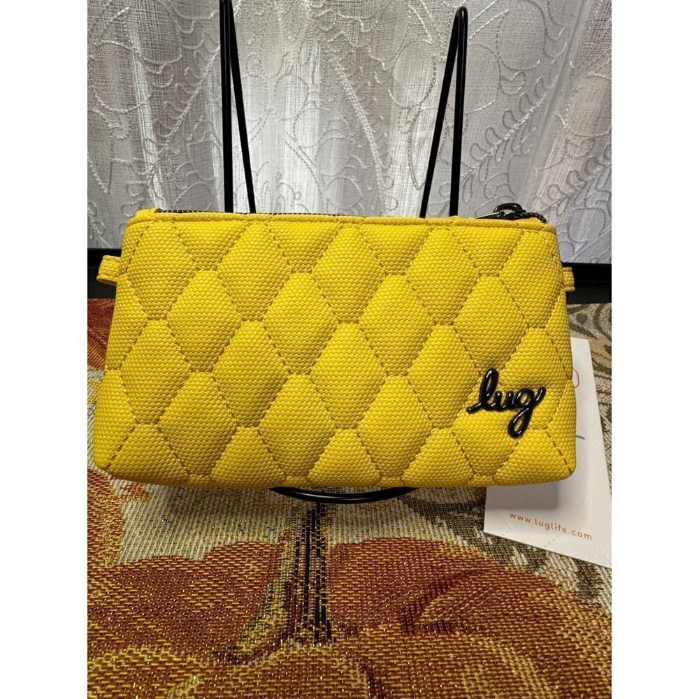 LUG NEW ITEM Metro XL IN MATTE LUXE ID Pouch w RFID- BANANNA